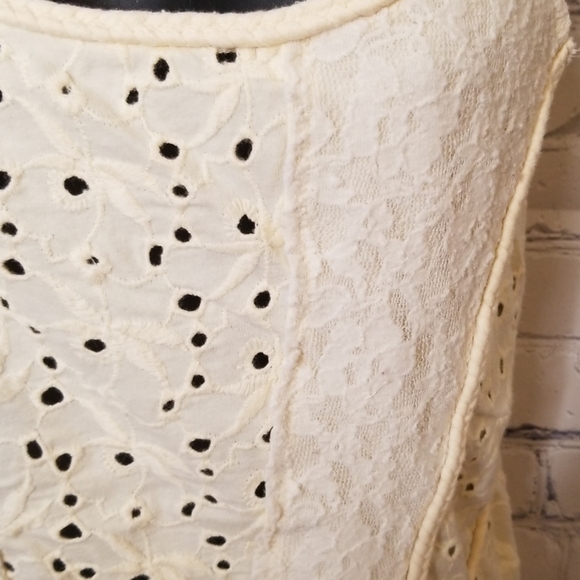 Free People eyelet lace tank top - Picture 3 of 6